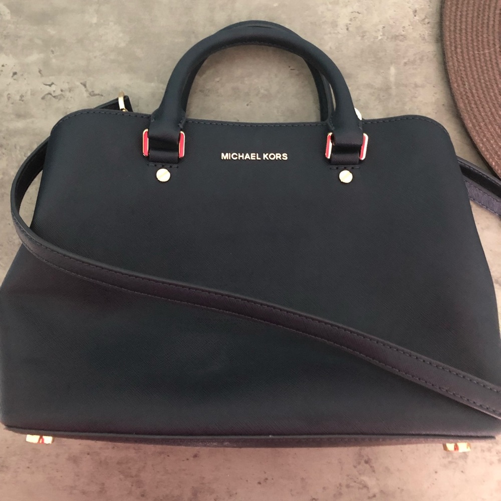 Michael kors cross body handbag